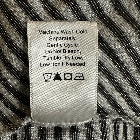 Coldwater Creek metallic silver black striped dolman sleeve top L 14 - Picture 11 of 11